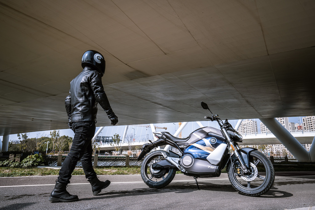 Super Soco TS Hunter