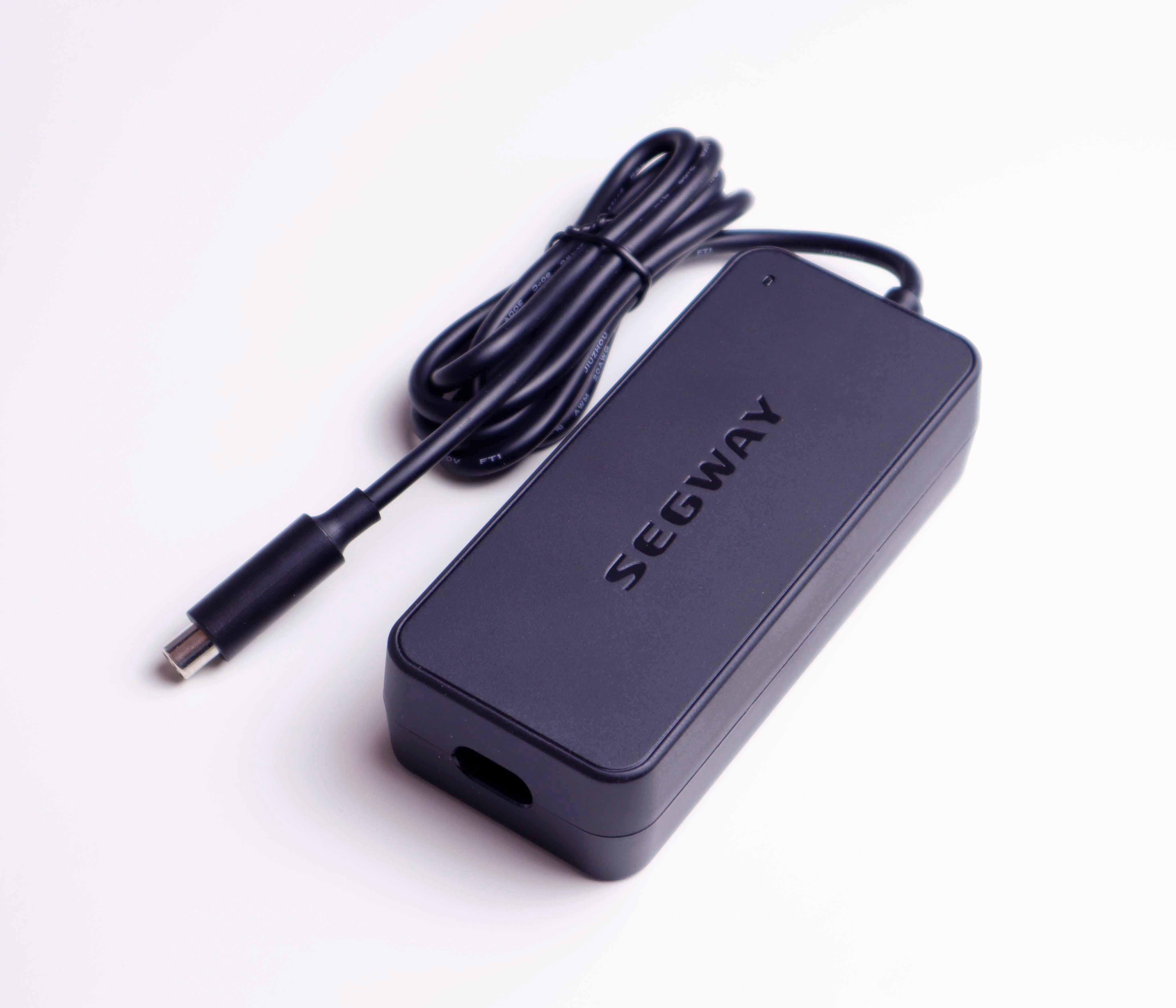 Xiaomi M365 Ladegerät 42V 1,7A